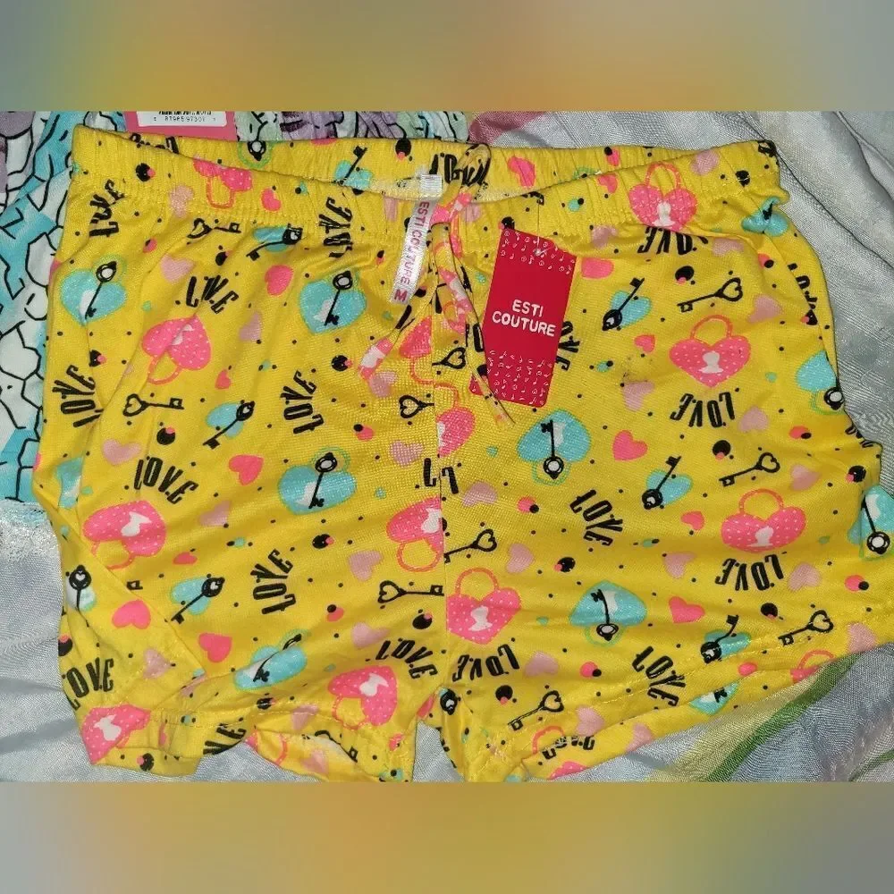 One Pair Of Pijama shorts - Picture 2 of 5